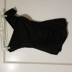 Black timeless top! Small.